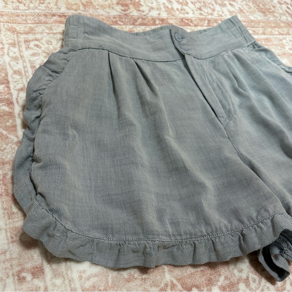 Blue Ruffle Edge Shorts WHO WHAT WEAR - Picture 2 of 11